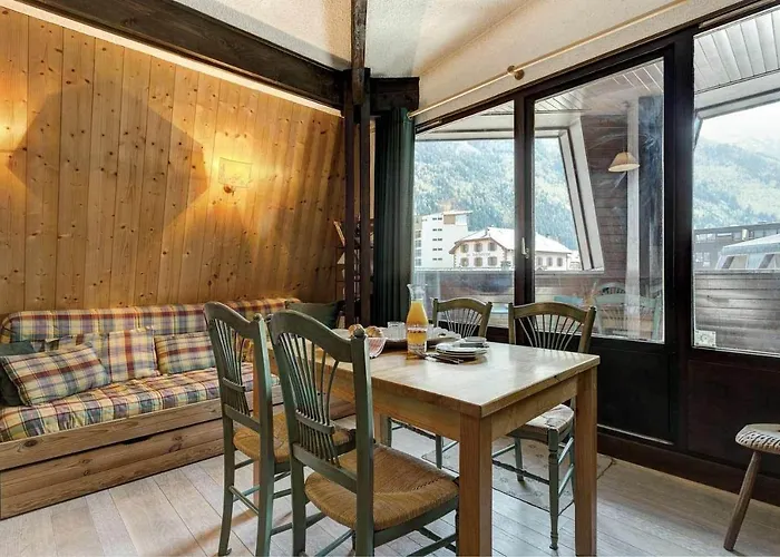 Apartment Lachenal - Alpes Travel - Alpes Travel - Central Chamonix - Sleeps 4